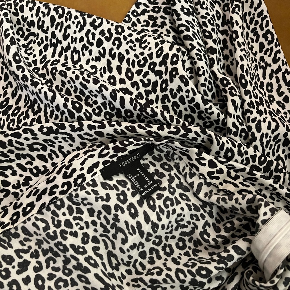 Forever21 Animal Print Skirt - Picture 3 of 3